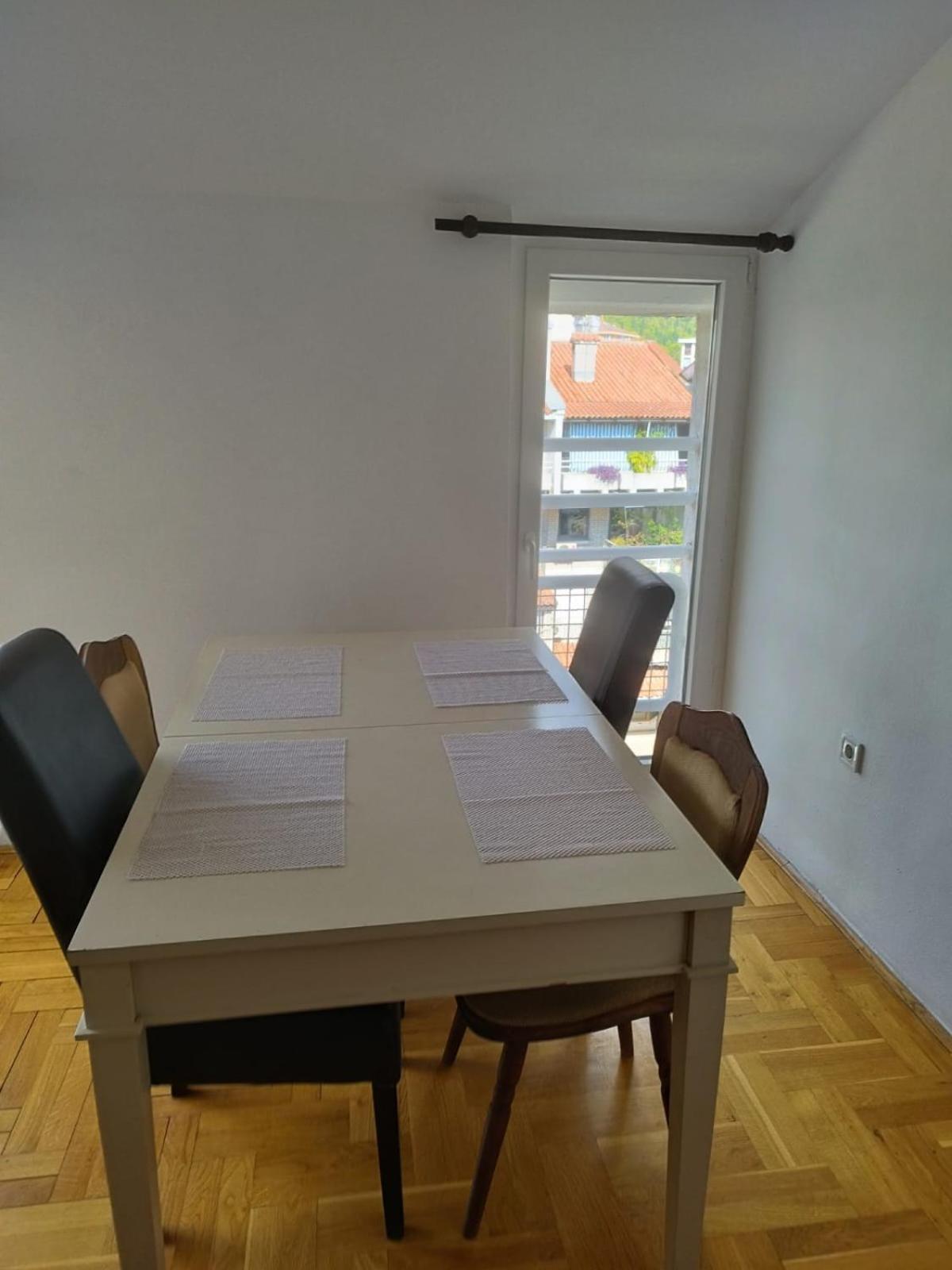 Apartman Senka 2 Daire Podgoriçe Dış mekan fotoğraf